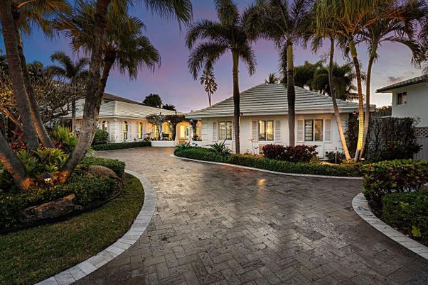 Backyard, Exterior, Facade, Spanish Mediterranean