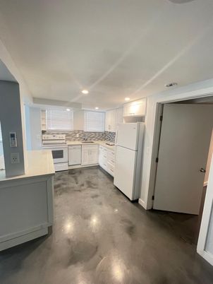 Interior, Kitchen, Recessed Lighting