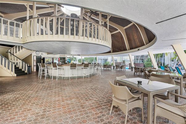 Dining room, Interior
