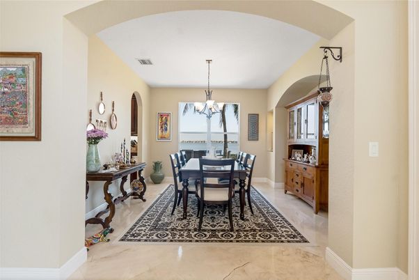 Chandelier, Dining room, Interior