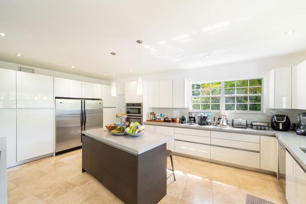 Interior, Kitchen, Pendant Lights, Recessed Lighting, Stainless Steel Appliances