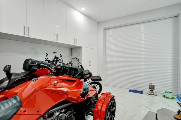 Interior, Marble, Recessed Lighting