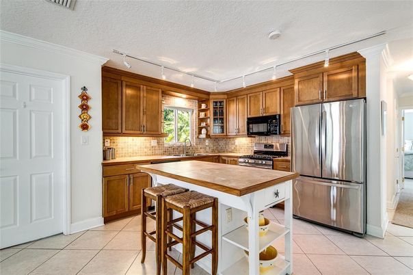 Interior, Kitchen, Stainless Steel Appliances