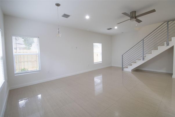 Empty room, Interior, Pendant Lights, Recessed Lighting