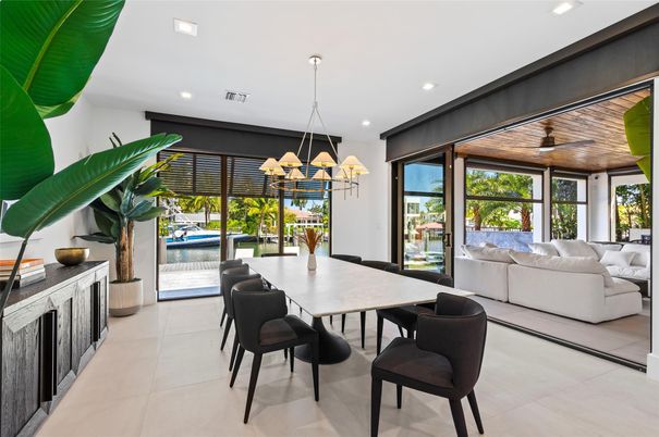 Chandelier, Dining room, Interior, Living room, Recessed Lighting