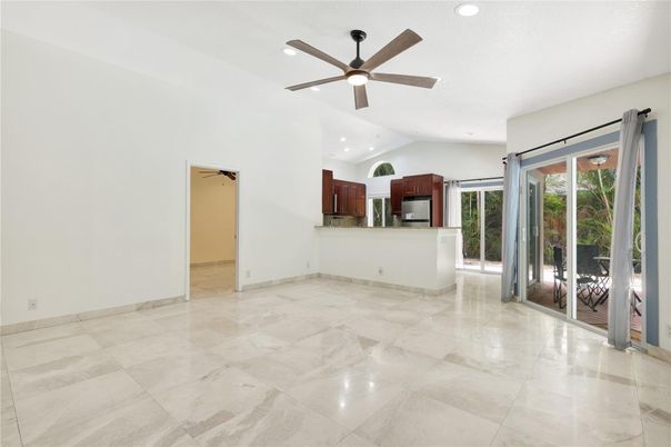 Empty room, Interior, Kitchen, Recessed Lighting