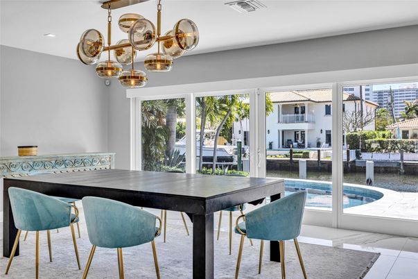 Chandelier, Dining room, Interior, Recessed Lighting, Water