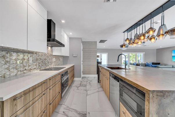 Interior, Kitchen, Marble, Recessed Lighting