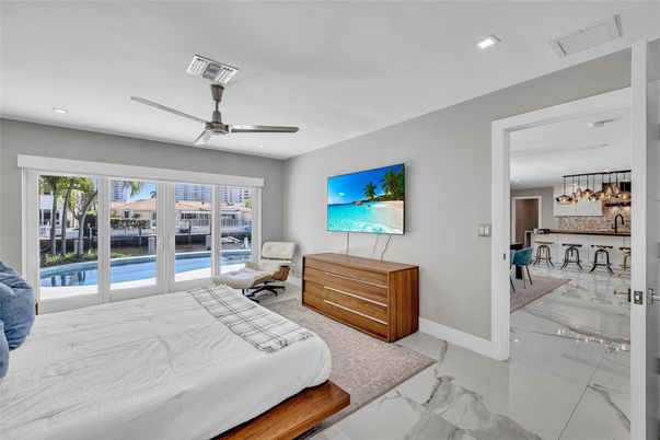 Bedroom, Interior, Marble, Pendant Lights, Recessed Lighting, Water