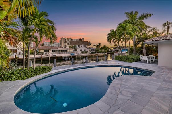 Exterior, Pool, Water
