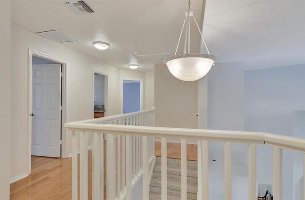 Interior, Pendant Lights, Wood Texture Flooring