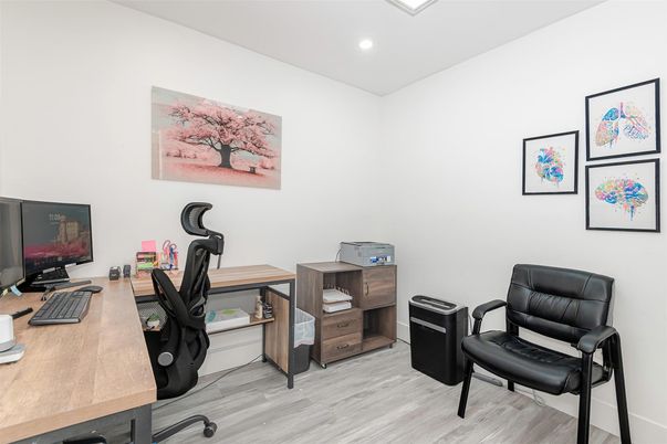 Home Office, Interior, Recessed Lighting, Wood Texture Flooring