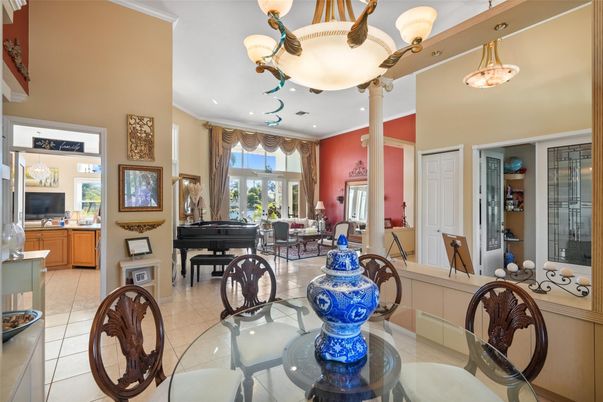 Dining room, Interior, Living room, Piano, Recessed Lighting
