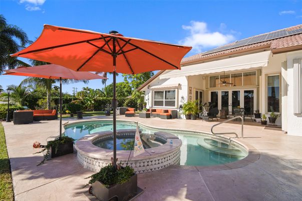 Exterior, Pool, Solar Panels