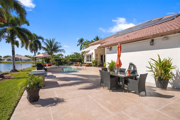 Exterior, Pool, Solar Panels