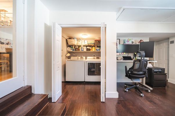 Home Office, Interior, Washer, Wood Texture Flooring