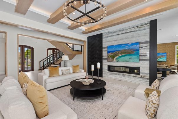 Chandelier, Fireplace, Interior, Living room, Pendant Lights, Recessed Lighting