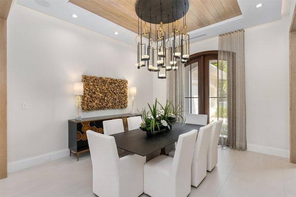 Dining room, Interior, Pendant Lights, Recessed Lighting, Wooden Ceilings