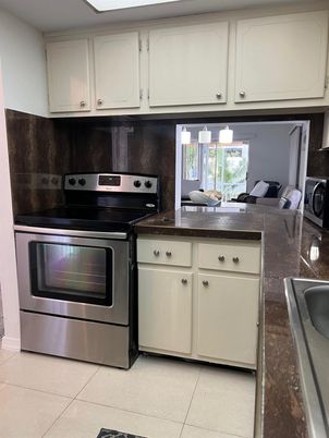 Interior, Kitchen, Stainless Steel Appliances, Washer