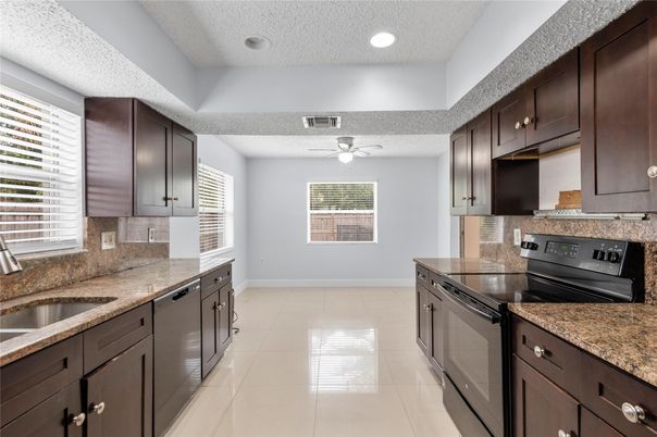 Interior, Kitchen, Recessed Lighting