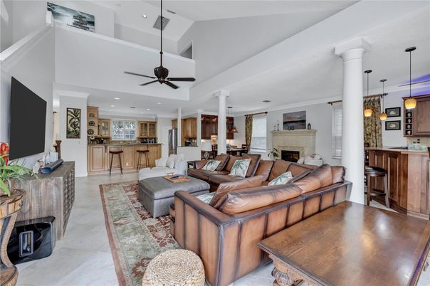 Fireplace, Interior, Living room, Pendant Lights, Recessed Lighting