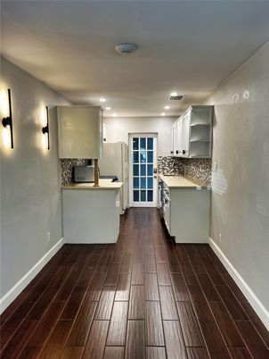 Interior, Kitchen, Recessed Lighting, Wood Texture Flooring