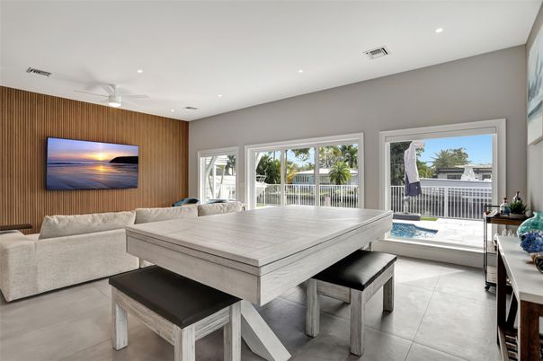 Dining room, Interior, Living room, Recessed Lighting