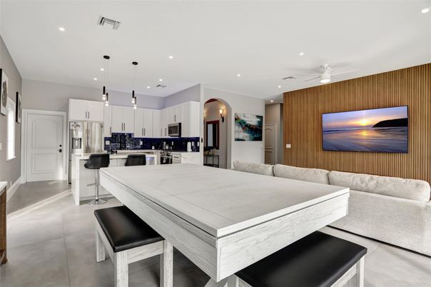 Interior, Kitchen, Pendant Lights, Recessed Lighting