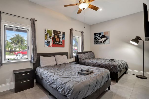 Bedroom, Interior, Recessed Lighting