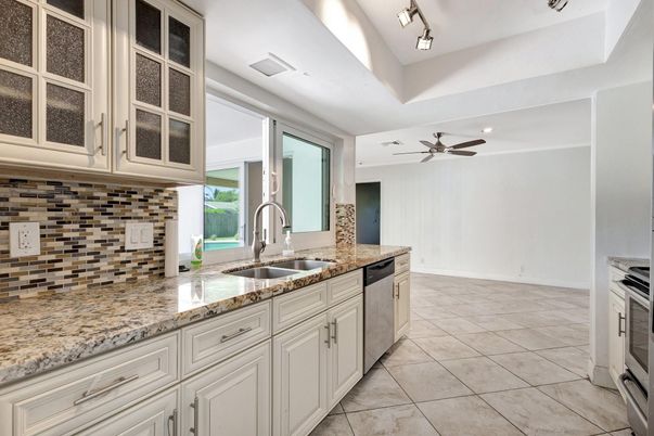 Interior, Kitchen, Recessed Lighting