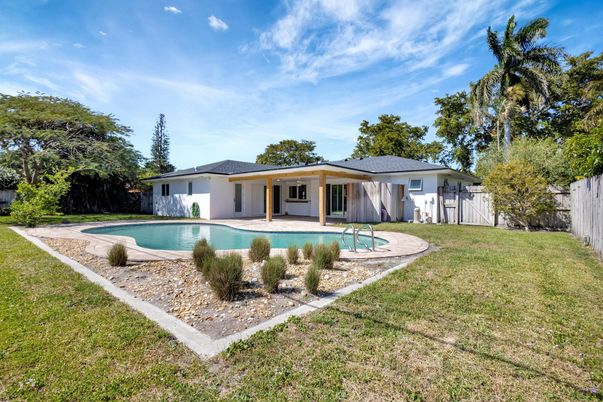 Backyard, Exterior, Pool