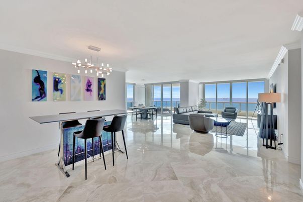Dining room, Interior, Living room, Pendant Lights, Water