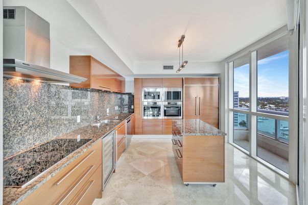 Interior, Kitchen, Stainless Steel Appliances, Water