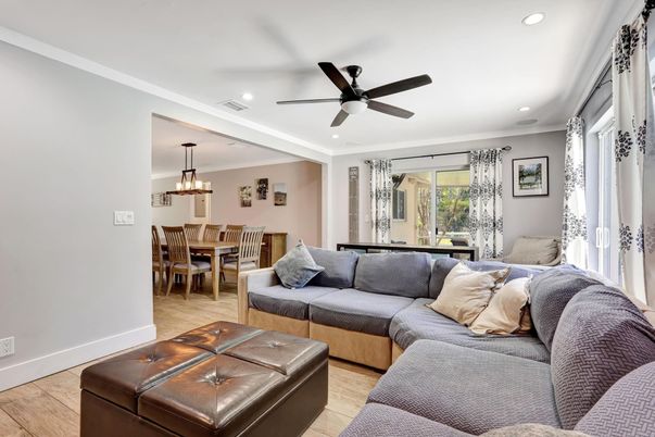 Chandelier, Dining room, Interior, Living room, Recessed Lighting, Wood Texture Flooring