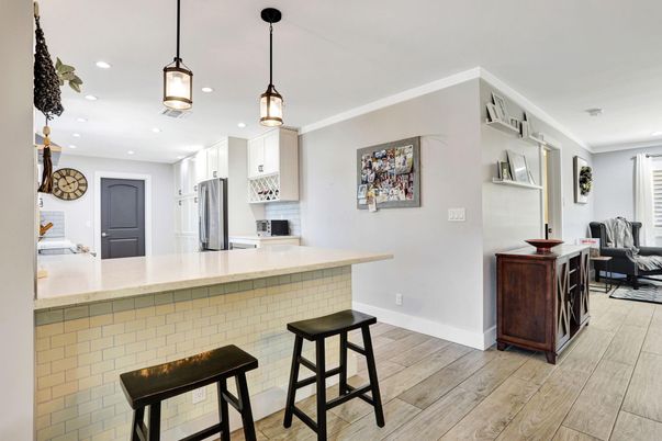 Interior, Kitchen, Pendant Lights, Recessed Lighting, Wood Texture Flooring