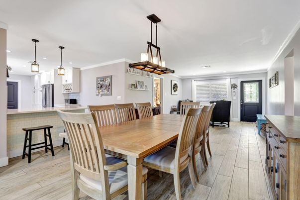 Dining room, Interior, Kitchen, Pendant Lights, Recessed Lighting, Wood Texture Flooring