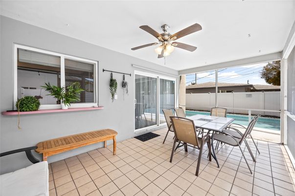 Dining room, Interior, Pool, Sun Room