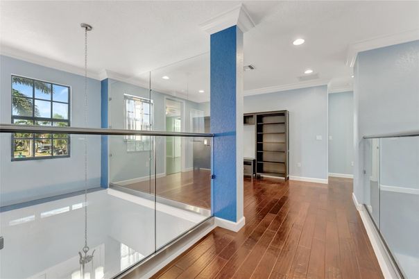 Interior, Pendant Lights, Recessed Lighting, Wood Texture Flooring