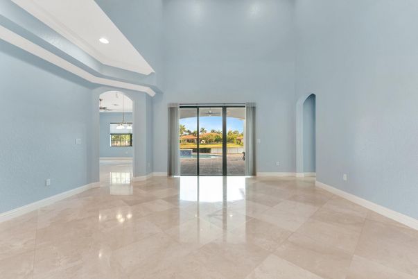 Empty room, Interior, Pendant Lights, Recessed Lighting