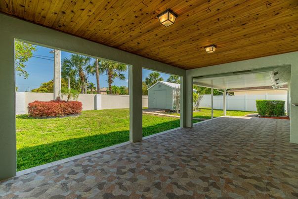 Backyard, Exterior