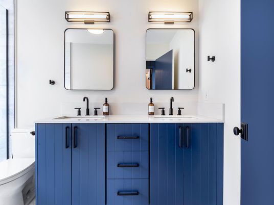 Bathroom, Dual Sink Vanities, Interior