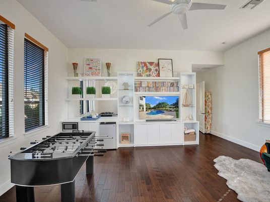 Game Room, Interior, Wood Texture Flooring