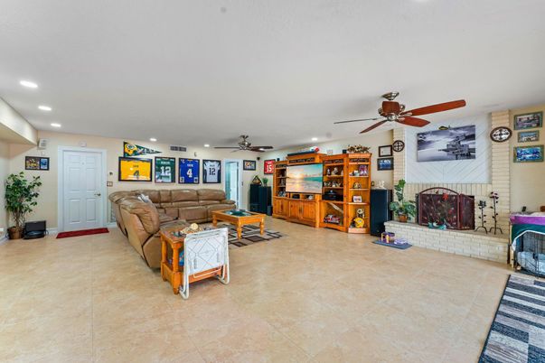 Fireplace, Interior, Living room, Recessed Lighting
