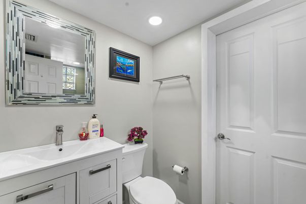 Bathroom, Interior, Recessed Lighting