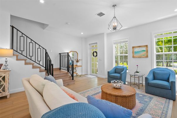Interior, Living room, Pendant Lights, Recessed Lighting, Wood Texture Flooring
