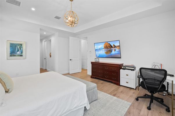 Bedroom, Home Office, Interior, Pendant Lights, Recessed Lighting, Wood Texture Flooring