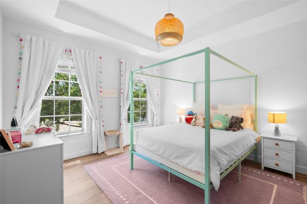 Bedroom, Interior, Pendant Lights, Wood Texture Flooring