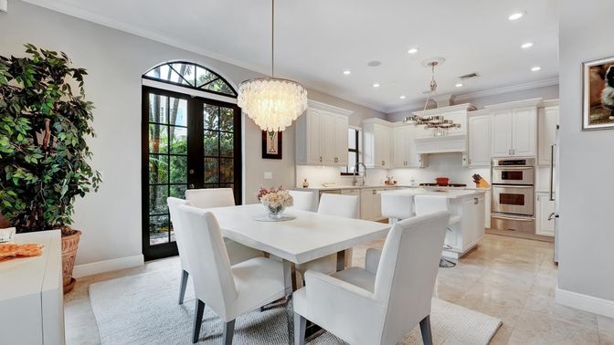 Chandelier, Dining room, Interior, Kitchen, Pendant Lights, Recessed Lighting