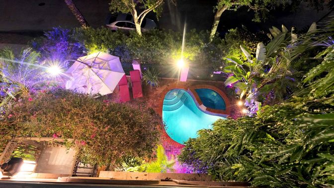 Exterior, Pool