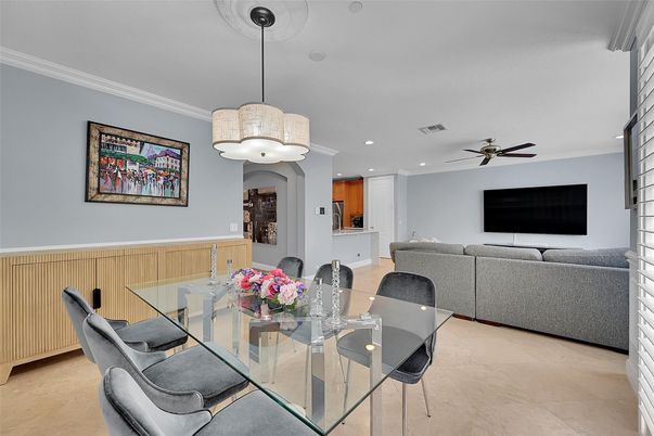 Dining room, Interior, Living room, Pendant Lights, Recessed Lighting